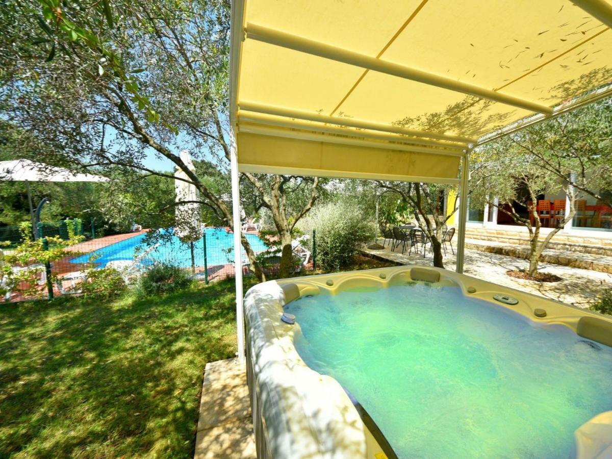 Villa Yellow House By Interhome Diklo Ngoại thất bức ảnh